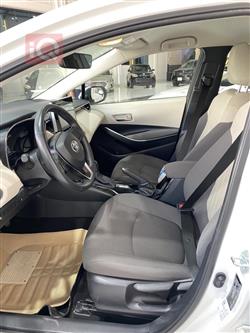 تۆیۆتا کۆرۆلا